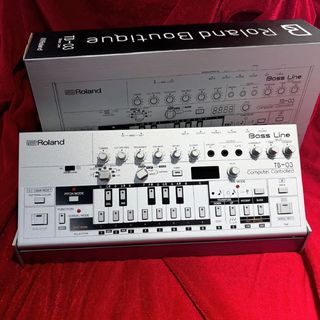 Roland TB-03【現物画像】