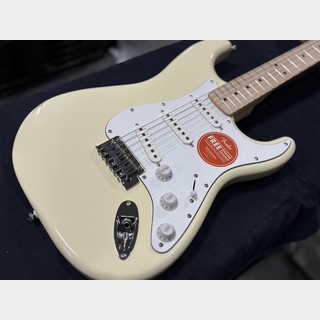 美品】Squier ストラト 紫 初心者向けセット付 エレクトリック