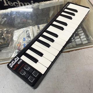 AKAI LPK25