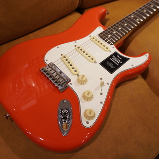 Fender Player II Stratocaster, Rosewood Fingerboard, Coral Red