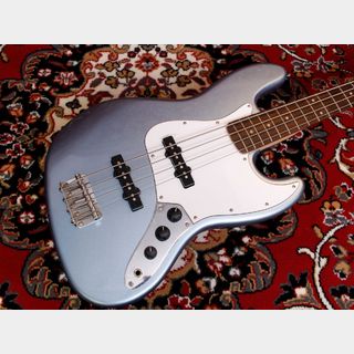 Squier by Fender Affinity Series Jazz Bass