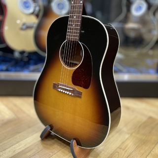 Gibson J-45 Standard/VS
