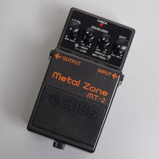 BOSS MT-2 コンパクトエフェクター/MetalZone 【中古】