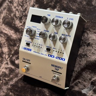 BOSS DD-200