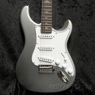 PRS、世界で1,000本のみの限定生産モデル“Silver Sky Wild Blue