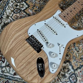 Fender Made in Japan Traditional 70s Stratocaster Maple Fingerboard Natural エレキギター ストラトキャスター