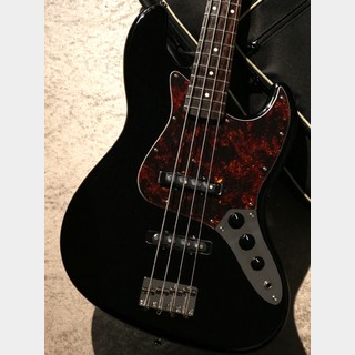 エレクトリック・ベース ＞ JBタイプ、黒 マッチングヘッドの