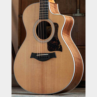 Taylor 212ce Walnut w/Expressin System 2 Pickup【ローン金利0%】【オンラインストア限定】