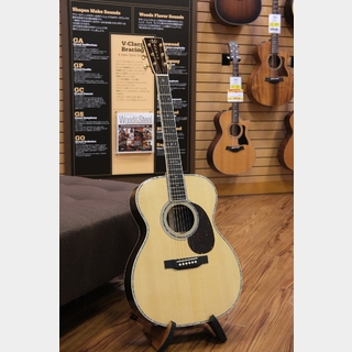 Martin OOO-42 Standard