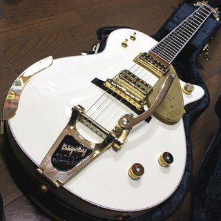 GretschG6134T-58 Vintage Select '58 Penguin with Bigsby, TV Jones Vintage White 2023年製です