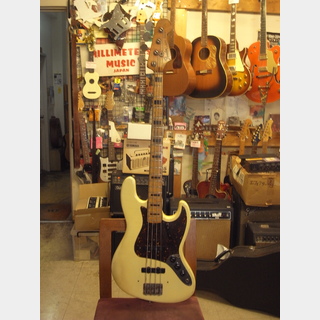 Fender JAZZ BASS (1965Body/1972Neck)