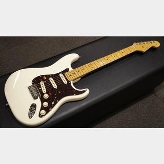 Fender Fender American Professional II Stratocaster / Maple / Olympic White