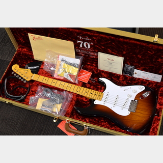 Fender 70th Anniversary American Vintage II 1954 Stratocaster 2-Color Sunburst #V701012 【3.80kg】