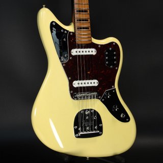 Fender Vintera II 70s Jaguar Maple Vintage White 【名古屋栄店】