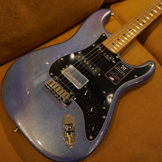 Fender 70th Anniversary American Ultra Stratocaster HSS, maple Fingerborad, Amethyst
