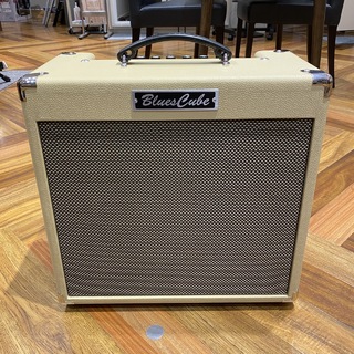 更新【Roland】国内イケベ独占販売！ Blues Cube Hot “BOSS