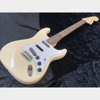 Fender Ritchie Blackmore Stratocaster Scalloped Rosewood Fingerboard / Olympic White 