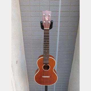 Luna GuitarsLC-3 コンサートウクレレ