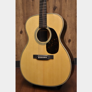 Martin 【11/1 価格改定】000-28 #2891861【色味の濃いサイドバック】