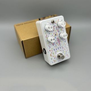 国産エフェクターのLimetone Audioより、原音はアナログのままの