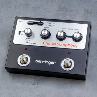 BEHRINGER CHORUS SYMPHONY