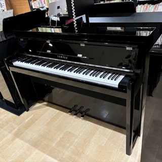 YAMAHA NU1X