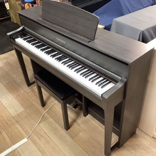 YAMAHA CLP-675（DW）【中古電子ピアノ】【2019年製】