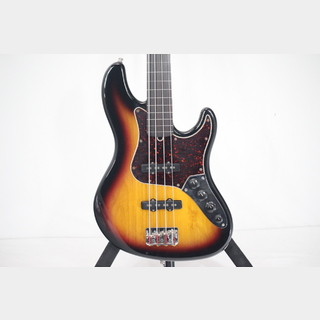 Fender AMERICAN DLX JB FRETLESS