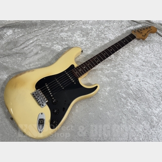1978年から1979製のFender USA Stratocaster Fender USA Stratocaster 1978-1979 Olympic White <フェンダー