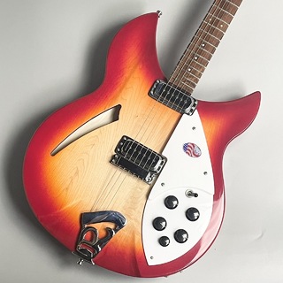 Rickenbacker 330