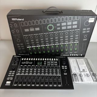 CDJ 2台、ミキサー、スピーカー、サンプラー DJの創造性を最大限に引き出し、音楽の可能性を広げる 次世代