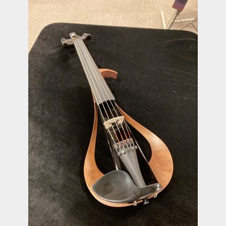 YAMAHA YEV-105【Black】【美品中古品】【新世代のエレクトリックバイオリン(5弦モデル)】