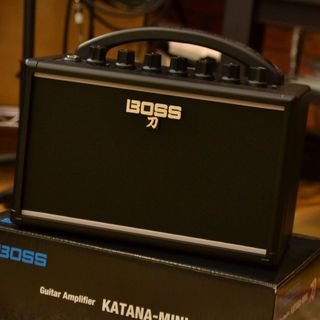 BOSS KATANA-MINI / Guitar Amplifier