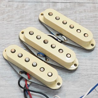 Fender V-Mod II Single-Coil Stratocaster Pickup Set