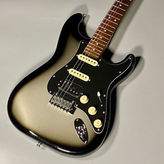 Fender Player Plus Stratocaster HSS Pau Ferro Fingerboard