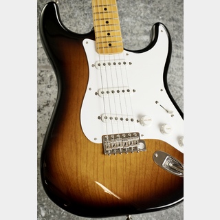 Fender 70th Anniversary American Vintage II 1954 Stratocaster / 2Color Sunburst [#V701138][3.76kg]