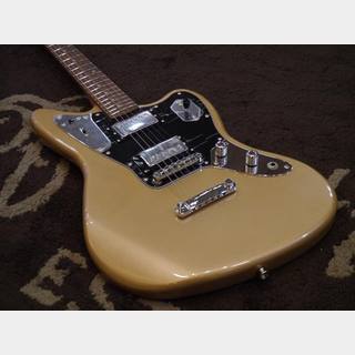 Squier by Fender Contemporary Jaguar HH ST Laurel Fingerboard Black Pickguard, Shoreline Gold