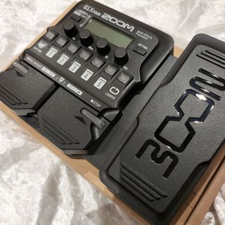 ZOOM G1X FOUR Multi-Effects Processor マルチエフェクター