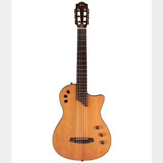 Cordoba STAGEシリーズからBLACK BURSTとTRADITIONAL CDの2機種が新