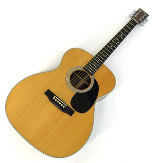 Martin 000-28