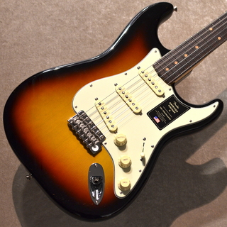 Fender American Vintage II 1961 Stratocaster ～3-Color Sunburst～ #V2444038 【3.55kg】