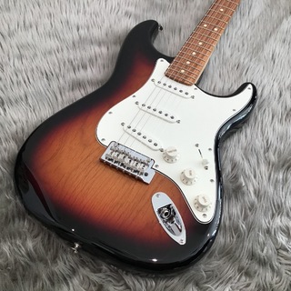 Fender Player Stratocaster Pau Ferro Fingerboard 3-Color Sunburst【現物写真・】