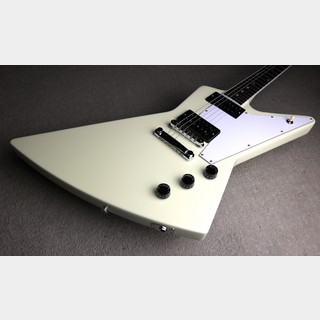 Gibson70s Explorer -Classic White-【マホガニー×ネックバインディング】