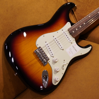 Fender Made in Japan Heritage 60s Stratocaster, Rosewood Fingerboard, 3-Color Sunburst