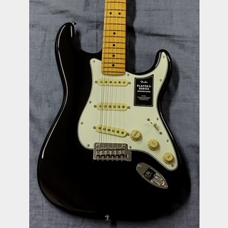 Fender Player II Stratocaster Maple Fingerboard Black 