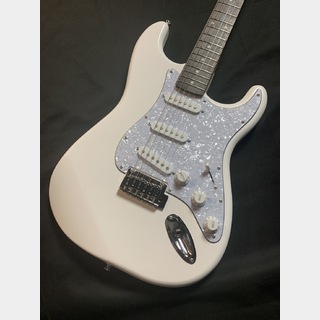 Squier by FenderAffinity Stratoccaster