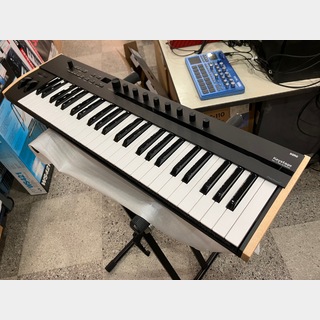 KORG Keystage-49 POLY AT MIDI KEYBOARD ◆即納可能!【B級特価:個体A】【ウィンターセール!】