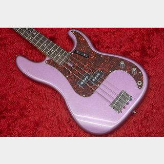 woofy bassesClassic Series P Bass 4 BM