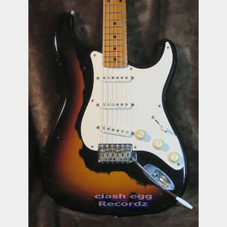 Squier by Fender stratocaster Custom