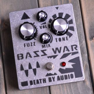 DEATH BY AUDIO BASS WAR